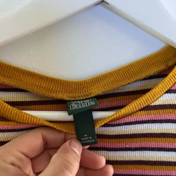 Wild Fable || Women’s Multicolor Striped Crop Casual Summer Top Ruffle Hem M - Picture 3 of 6